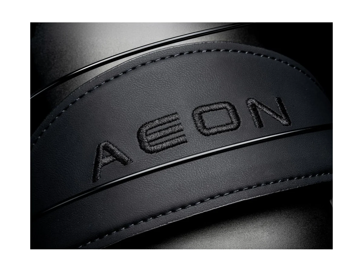 AEON CORE Closed Back Planar Magnetic Headphones - Image 13