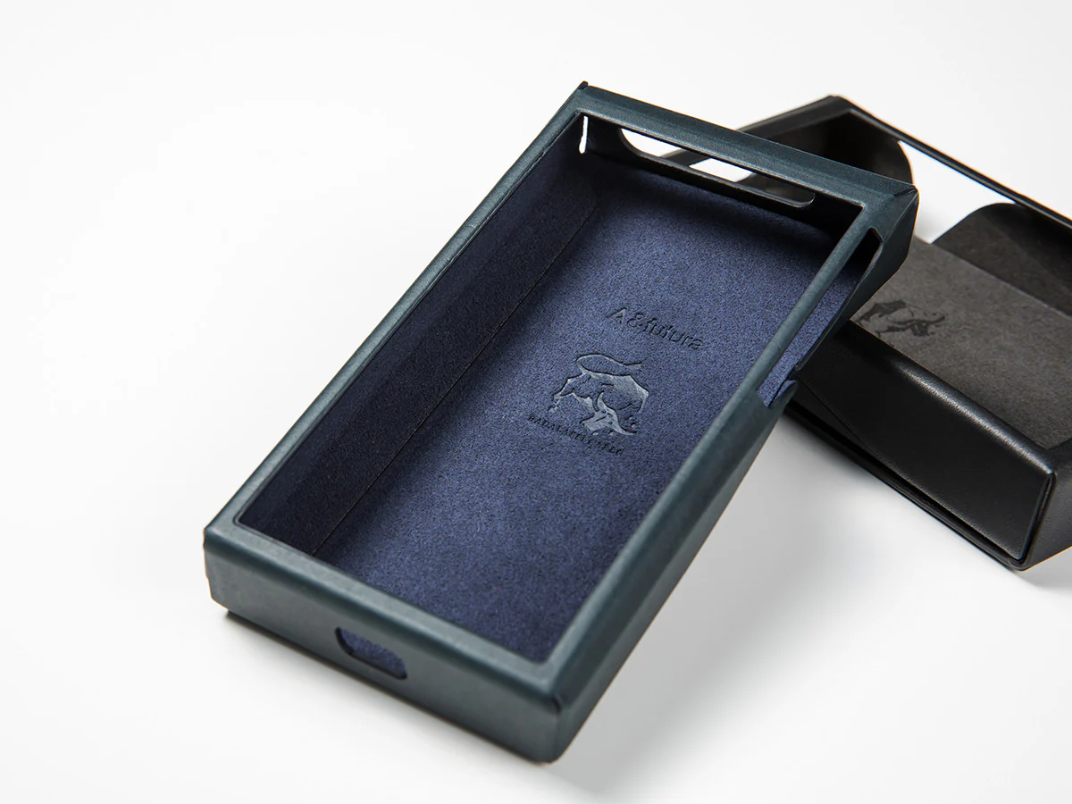 SE180 Leather Case - Image 6
