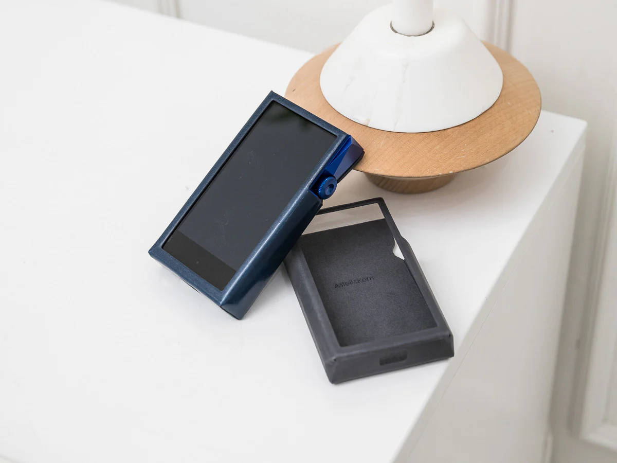 A&ultima SP1000M Leather Case - Image 13