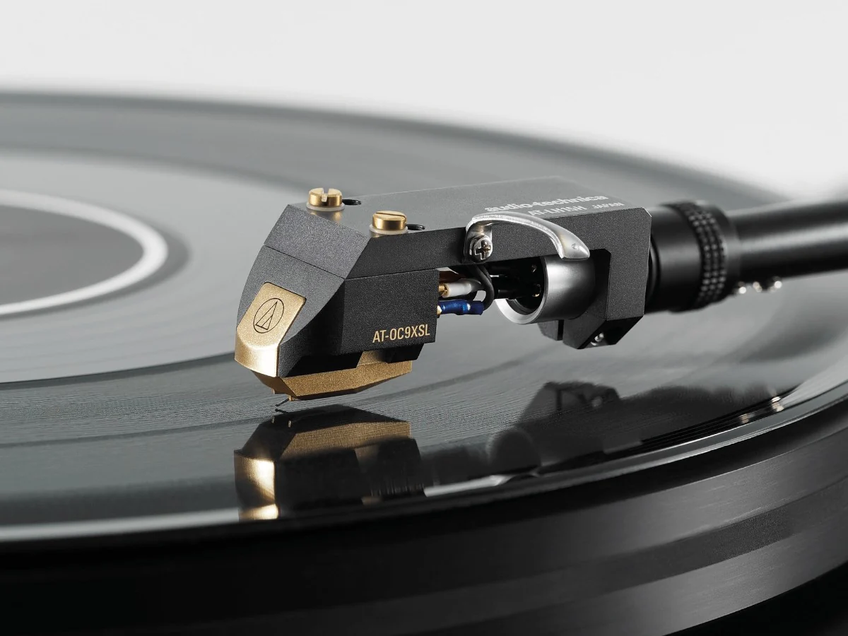 AT-OC9XSL Dual Moving Coil Stereo Cartridge - Image 3