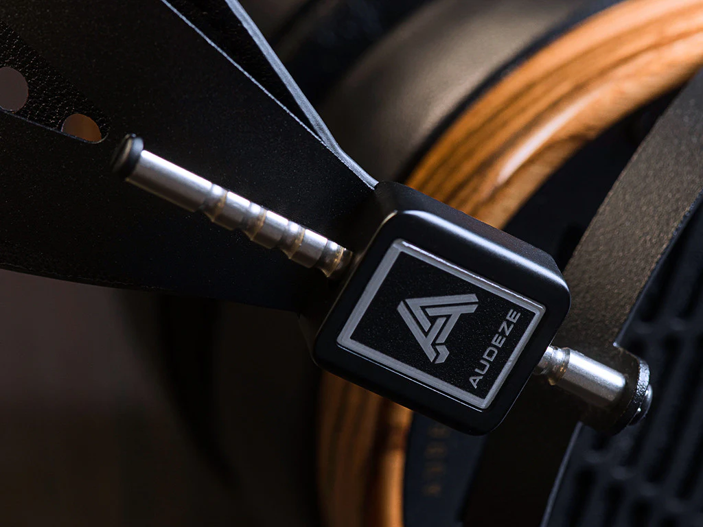 LCD-3 Headphones - Image 6