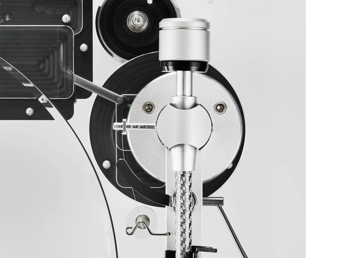 AT-LPA2 Belt-Drive Turntable - Image 16