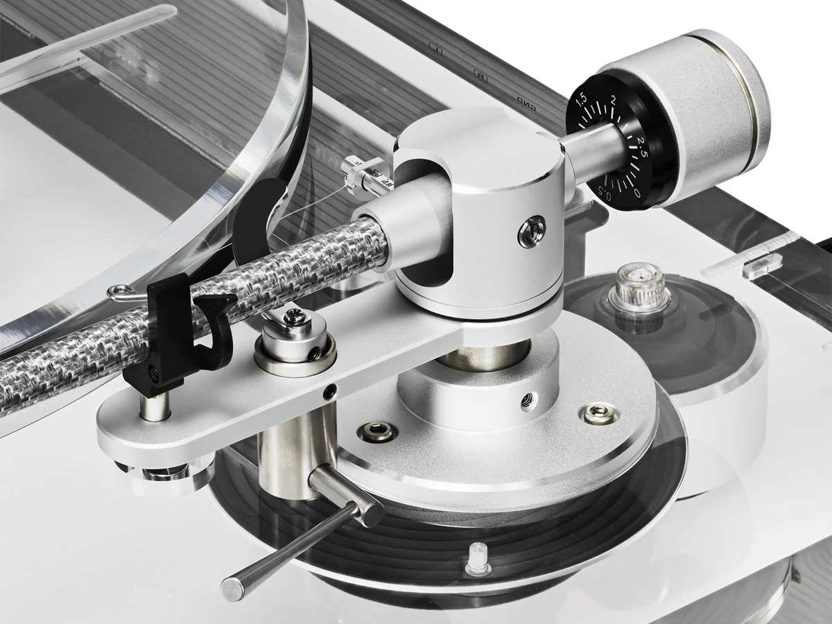 AT-LPA2 Belt-Drive Turntable - Image 17
