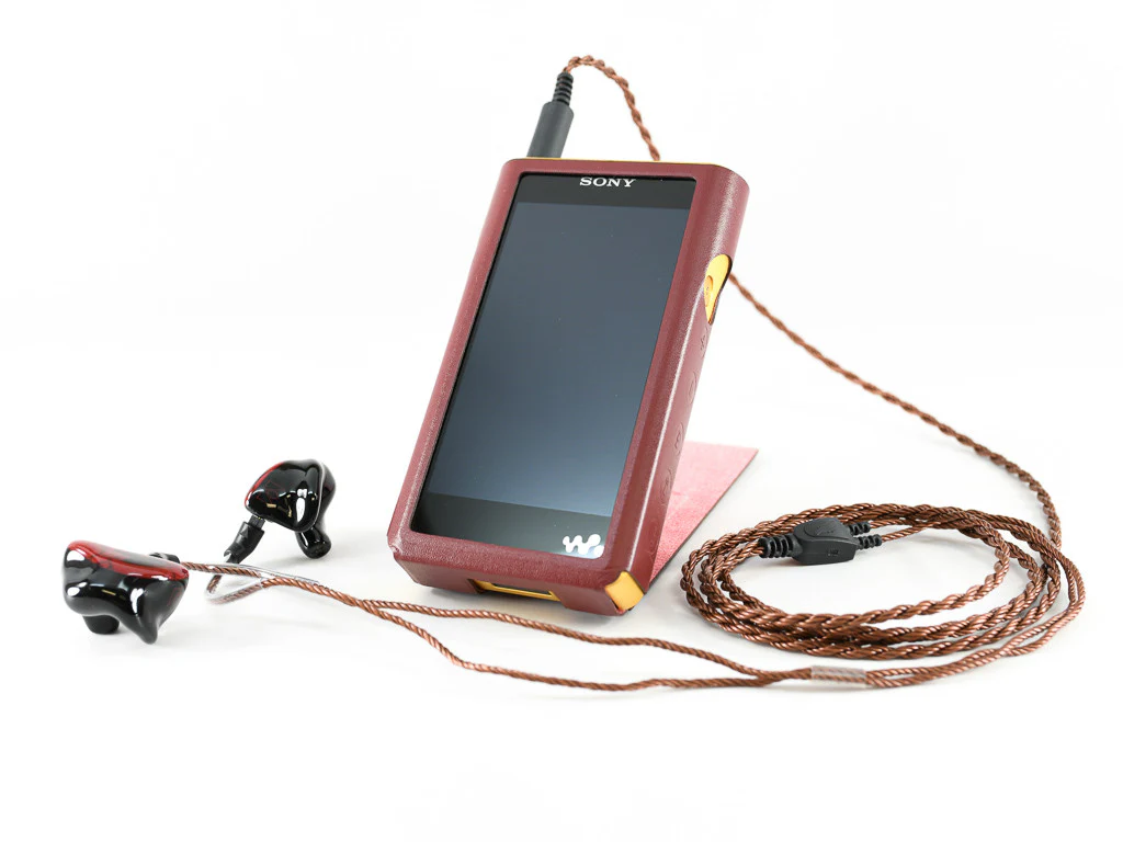 Bronze Dragon IEM Cable (2 pin) - Image 3