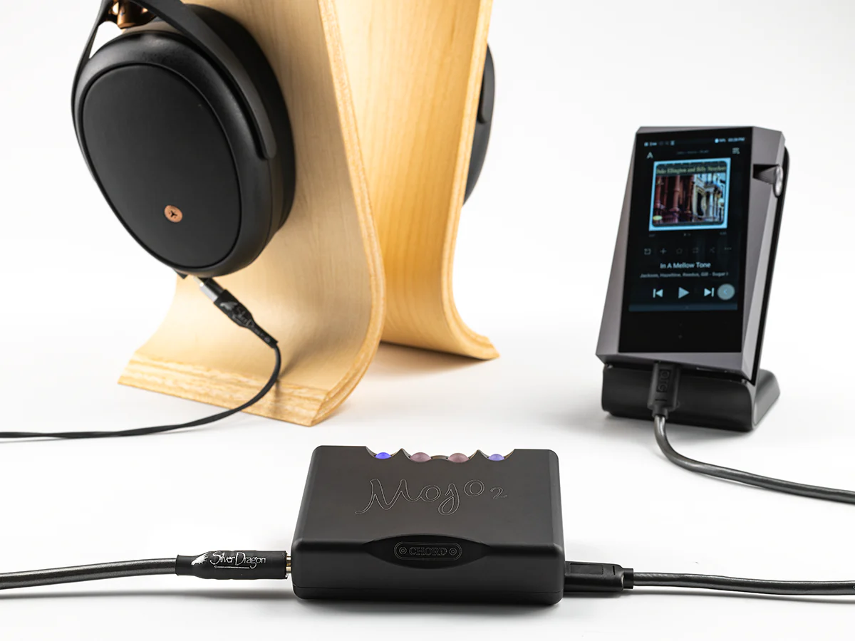 Mojo 2 DAC Headphone Amp (4.4mm) - Image 12