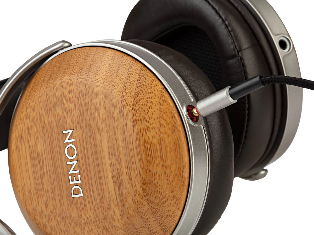 AH-D9200 Headphones - Image 5