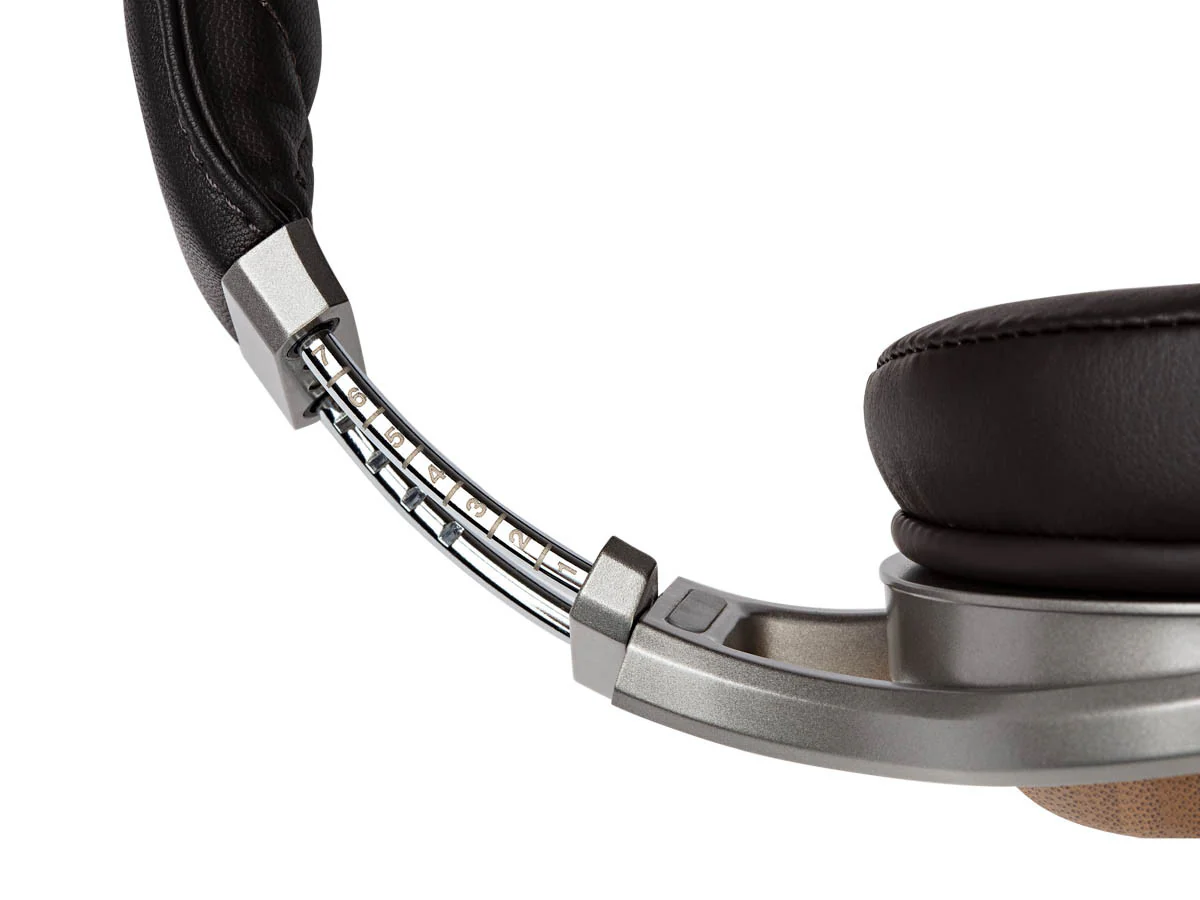 AH-D9200 Headphones - Image 6