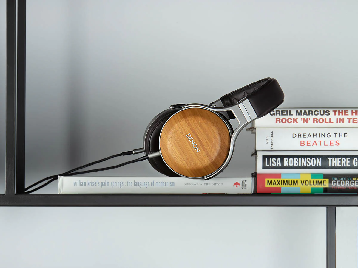 AH-D9200 Headphones - Image 9