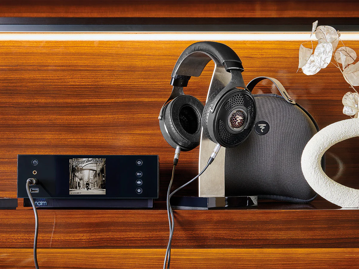 Utopia 2022 Headphones - Image 8