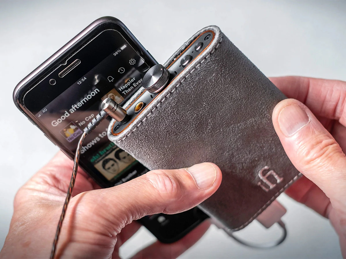 Hip DAC Suede Case - Image 4