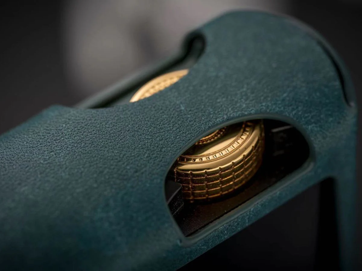 N7 Leather Case - Image 6