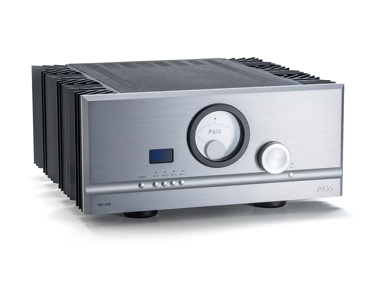 INT-250 Integrated Amplifier - Image 2