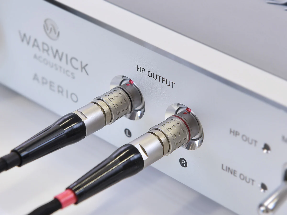 Aperio Electrostatic Headphone System - Image 13
